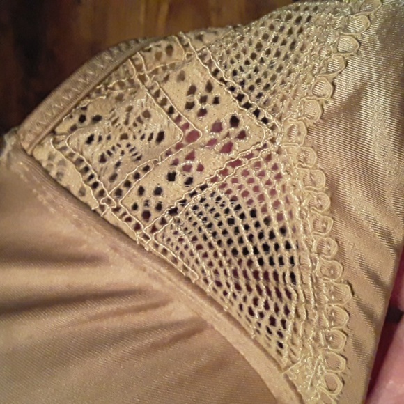 36C Front closure Maidenform Beige Lace Padded underwire Push Up Bra - Picture 5 of 16